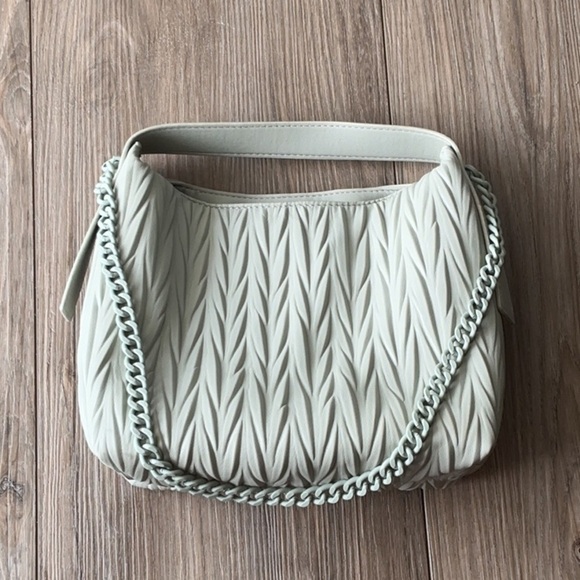 NWOT Madison West Light Green Small Shoulder Bag - Picture 2 of 6